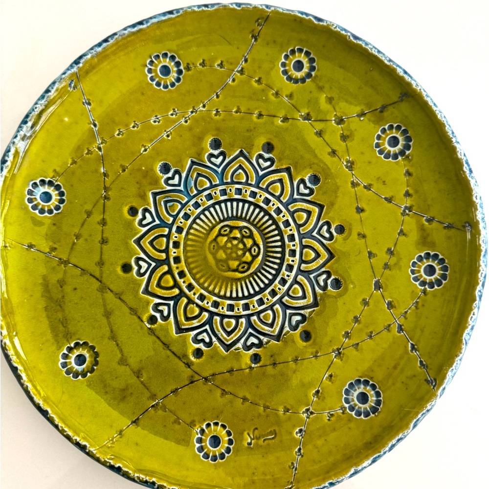 Lisboa by "Nunes" collectible plate
